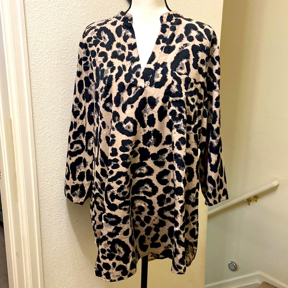 SHEIN CURVE Plus Size Women’s Tunic - Picture 1 of 10